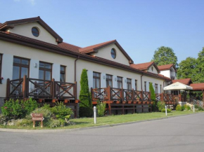 Отель Hotel Rohozna, Брезно